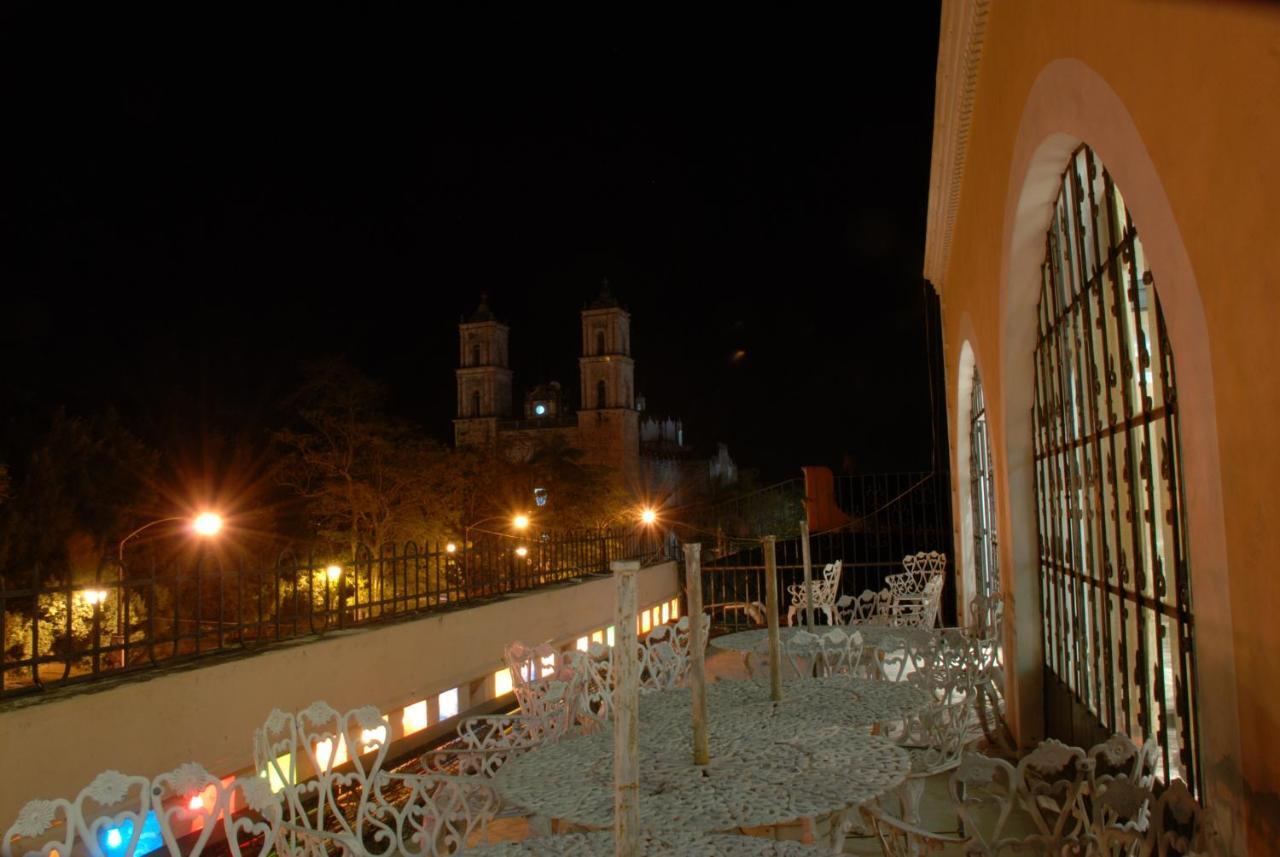 Hotel Maria De La Luz Valladolid  Kültér fotó